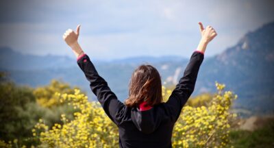 Gândirea pozitivă în terapie: cum să o cultivi